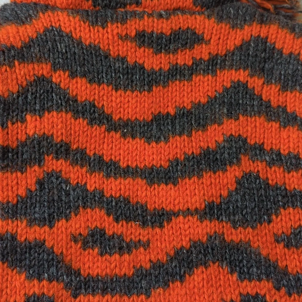 100% wool jacket with animal theme - Picture 13 of 14